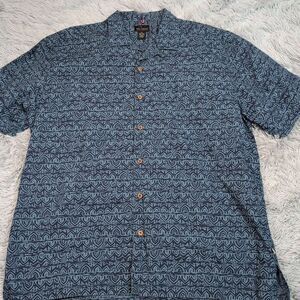 Red Macaw Shirt Mens XL Blue Geometric Button Up Vacay Preppy Casual Relax‎